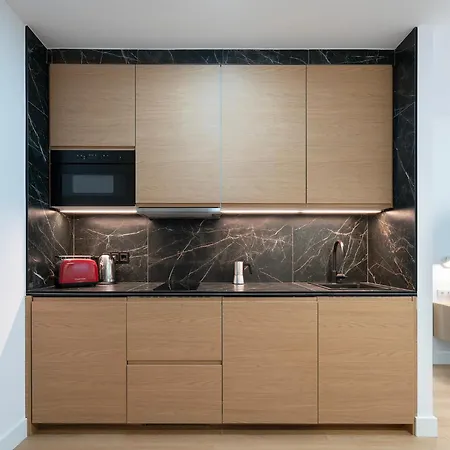 Apartment Lang